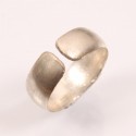 Three Stone Finger Ring